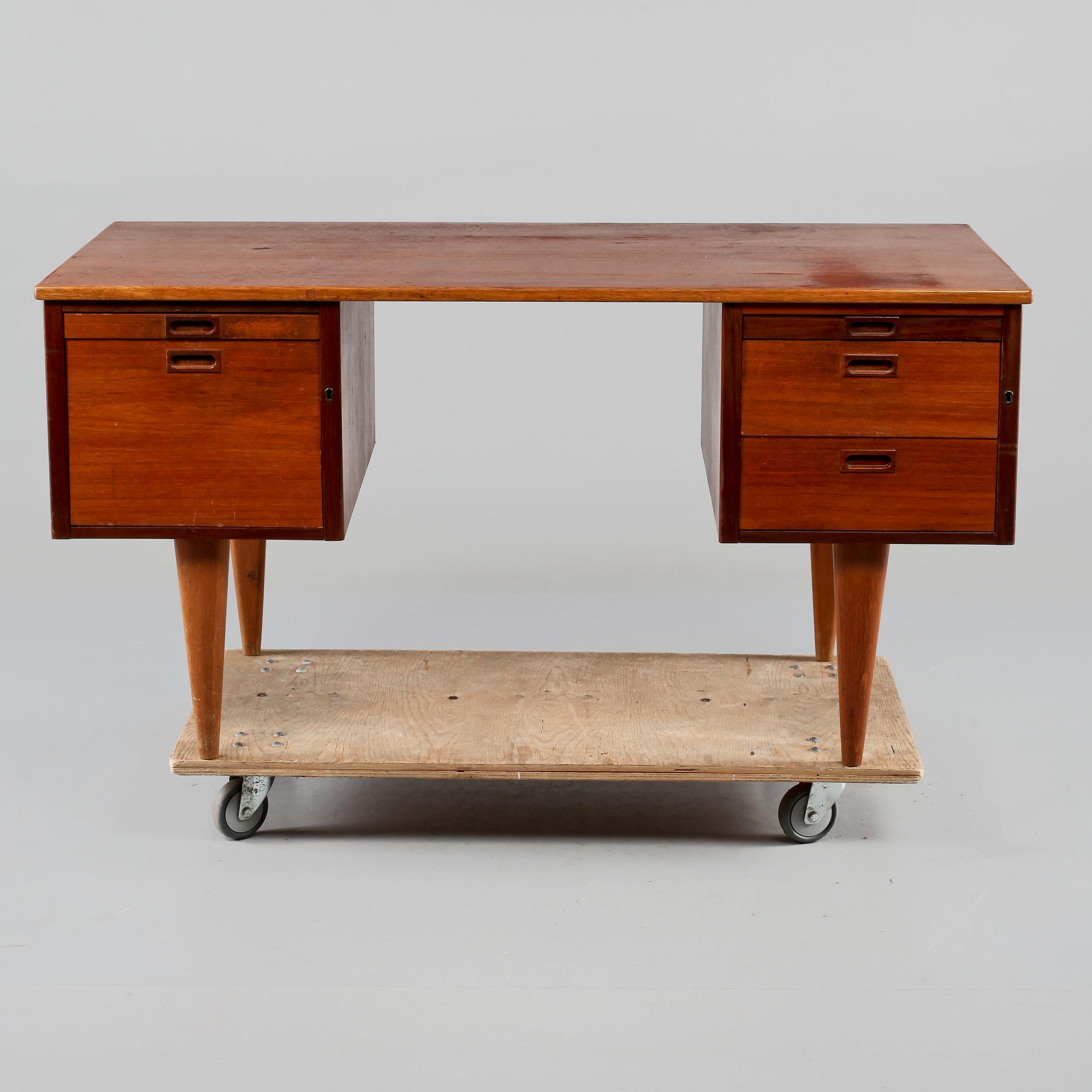 SKRIVBORD, 1950/60-tal.