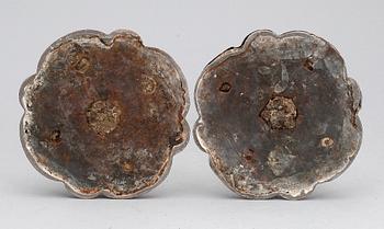 LJUSSTAKAR, ett par, nysilver, nyrokoko, 1800-talets mitt.