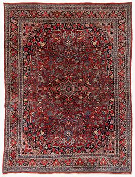 A semi-antique Bidjar carpet, c. 356 x 266 cm.