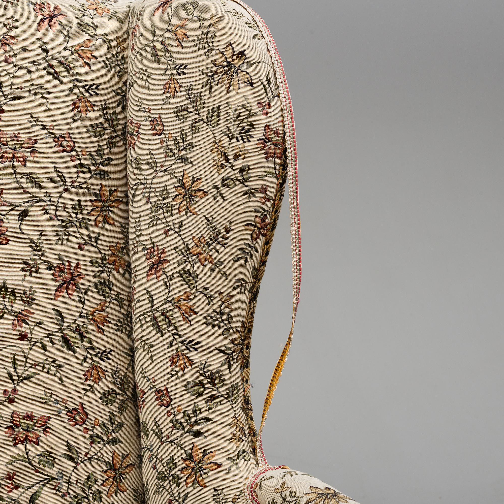 FÅTÖLJ sk BERGERE, rokokostil, 1900-talets början.
