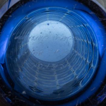 Edvin Öhrström, a signed Ariel 1955 glass vase Orrefors.