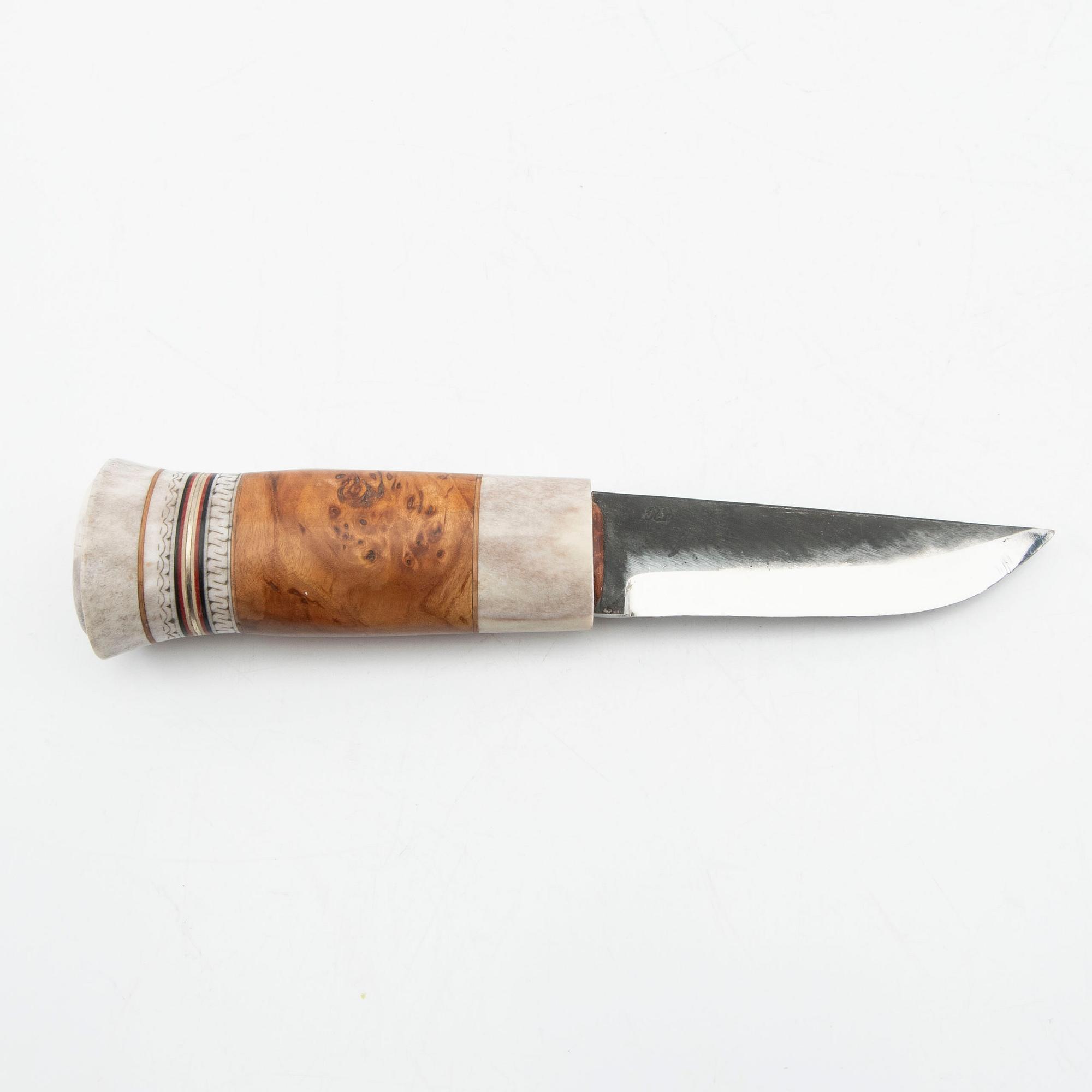 Birger Johansson, "Wiltkniven", half-horn knife, signed -19.