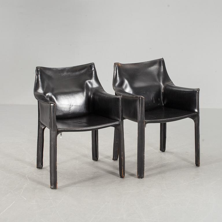KARMSTOLAR, ett par, "CAB", Mario Bellini, Cassina, märkta.