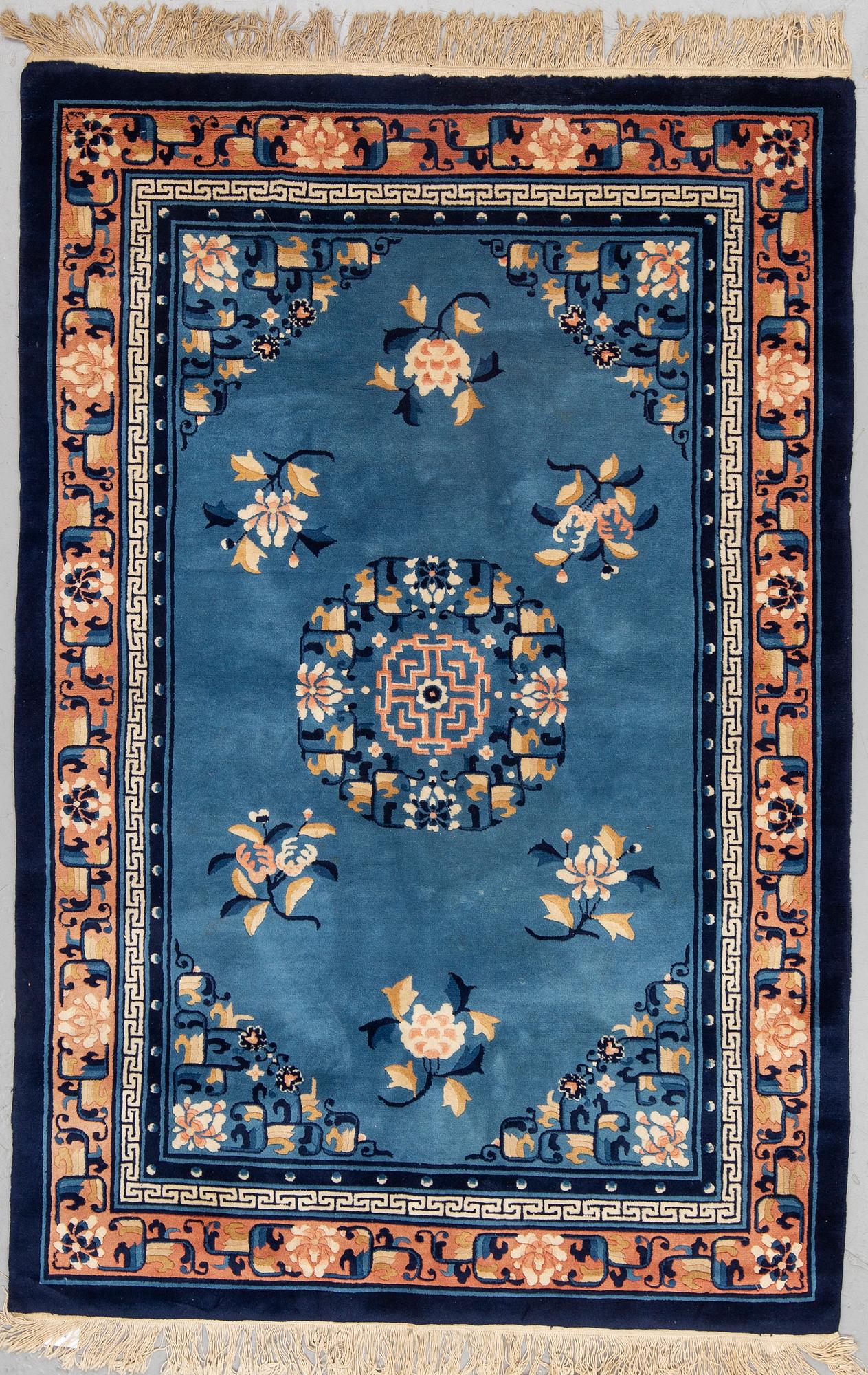 MATTA, Old, Kina, ca 185 x 125 cm.