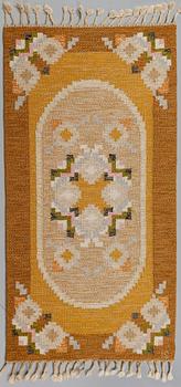 MATTA, rölakan, Ingegerd Silow, monogramsignerad IS, ca 160 x 83 cm.
