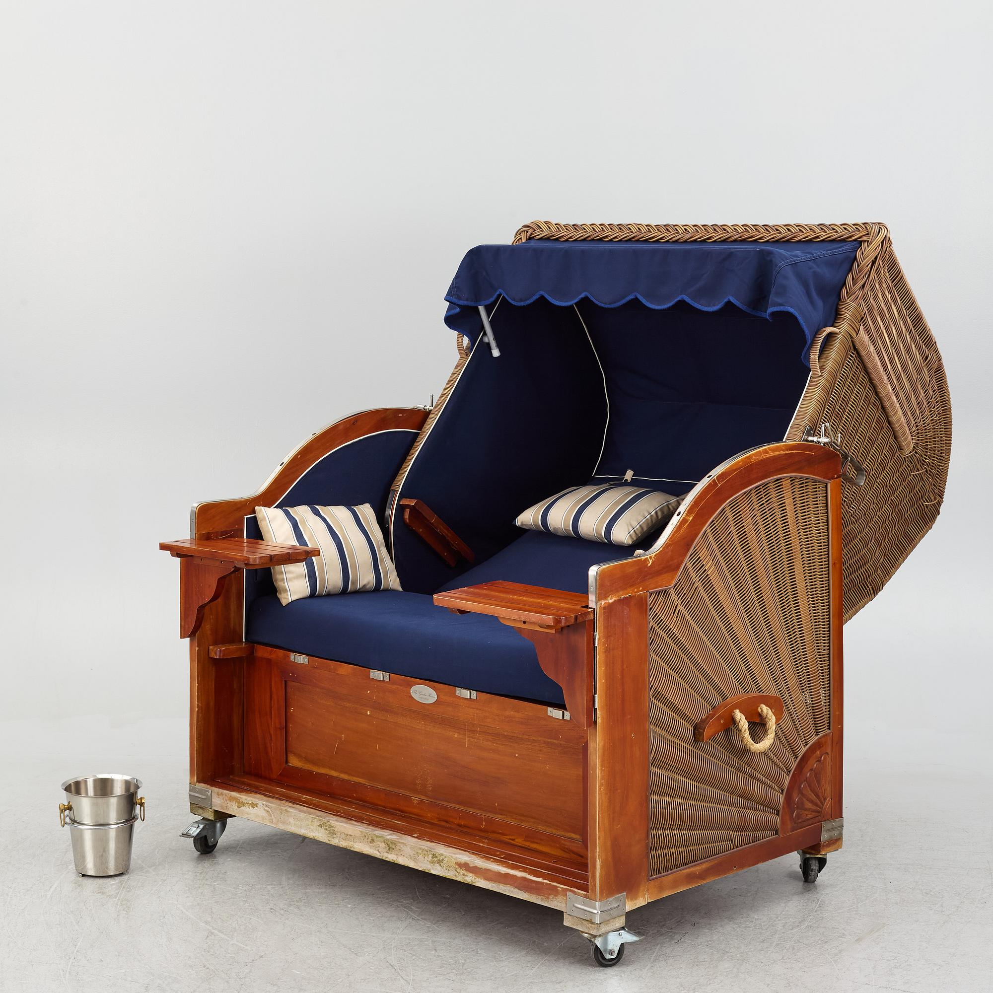 Trädgårdssoffa, "The Garden Haven Captain Seat Lounger", Mygind Design Scandinavia.