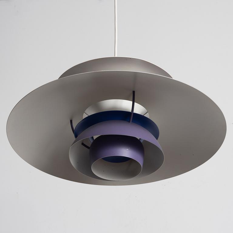 Poul Henningsen, Taklampa "PH 5", Louis Poulsen, Danmark.