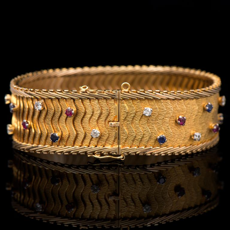 A BRACELET, diamonds, sapphires rubies, 18K gold.