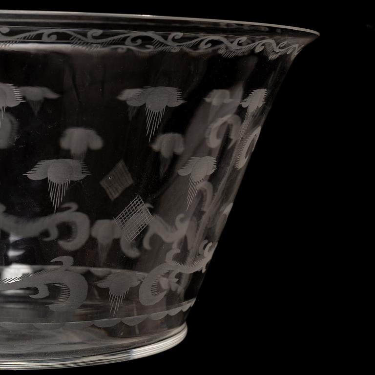 Edward Hald, A bowl with saucer, Orrefors.