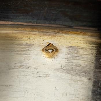 Flakonger, 3 st, silver och glas, Frankrike, sent 1800-tal.