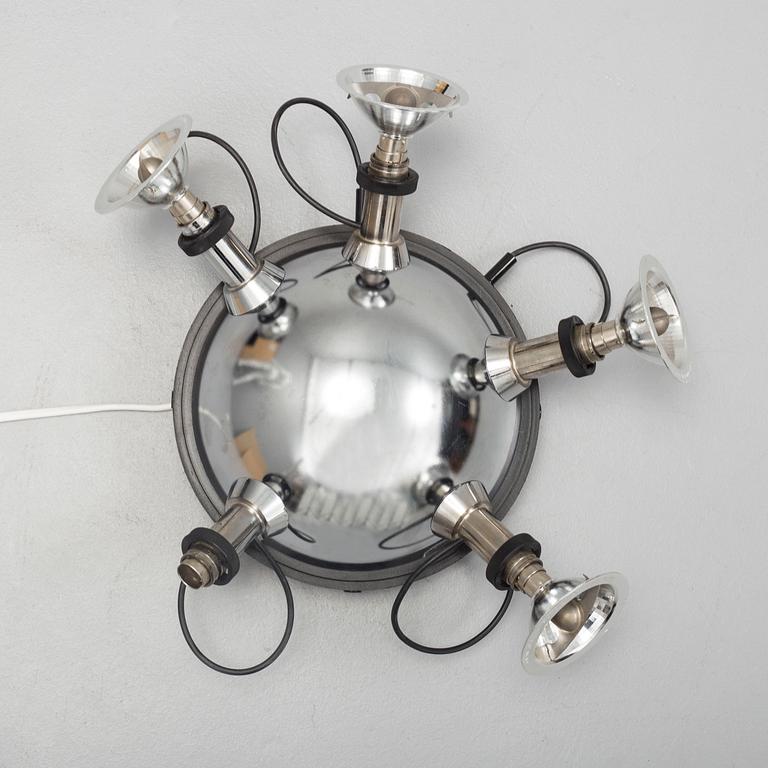 BENGT KÄLLGREN & PER SUNDSTEDT, a 'Trix Transformator ceiling light from Zero.