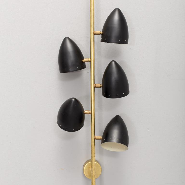 VÄGGLAMPA, mässing, Italien, 1960-tal.
