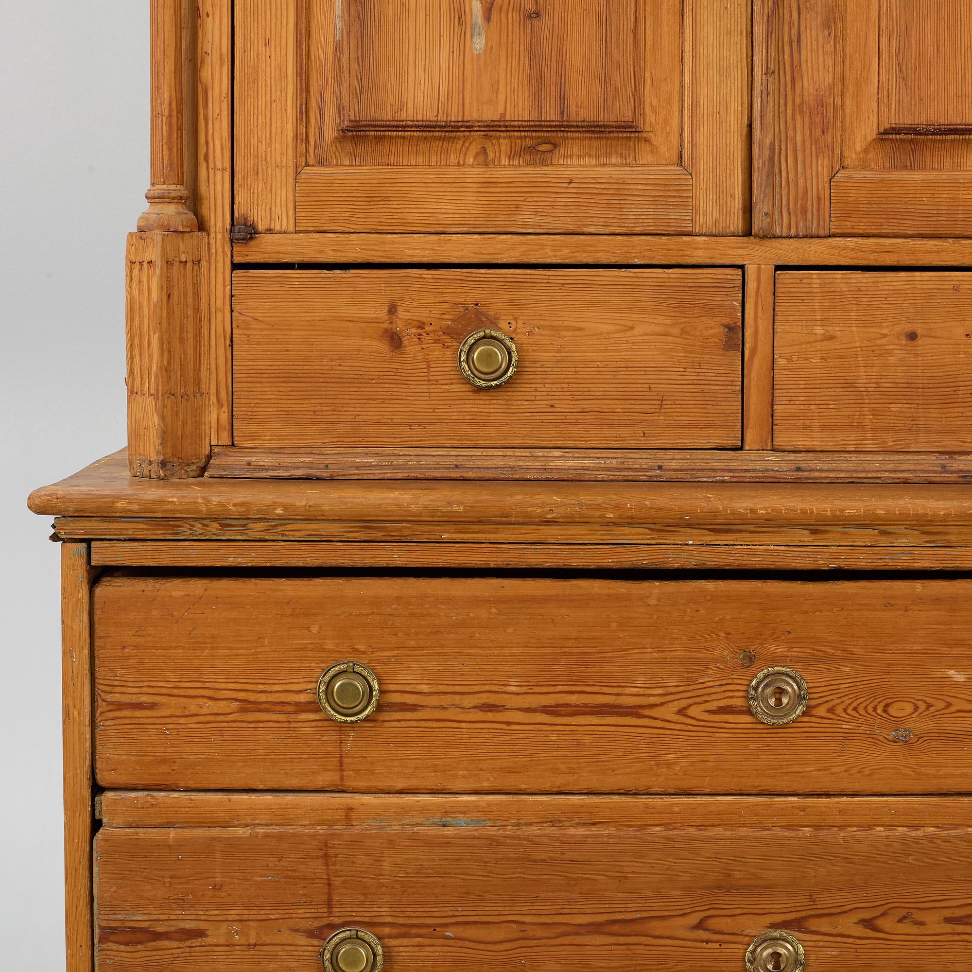 Cabinet, 18th century.