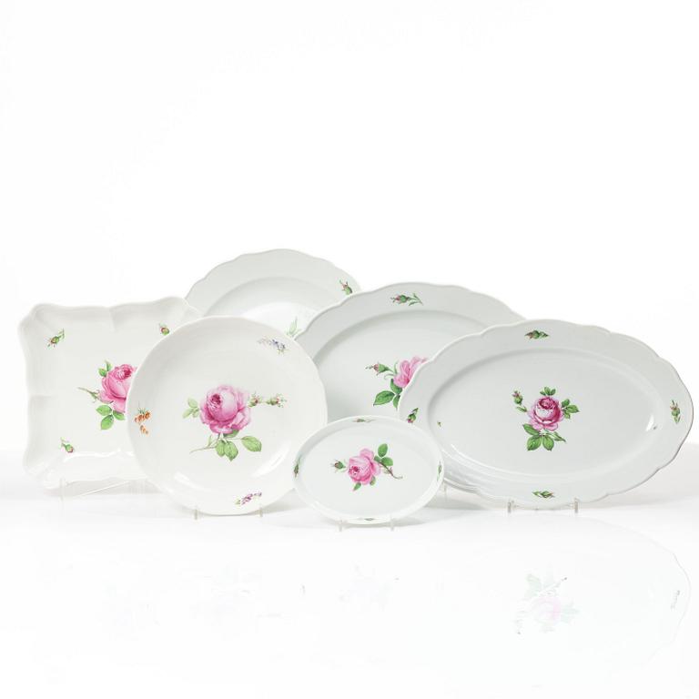 Meissen, Tea and coffee service, approx. 93 pieces, porcelain, “Meissen Rose” (Rote Rose/Meissener Rose).