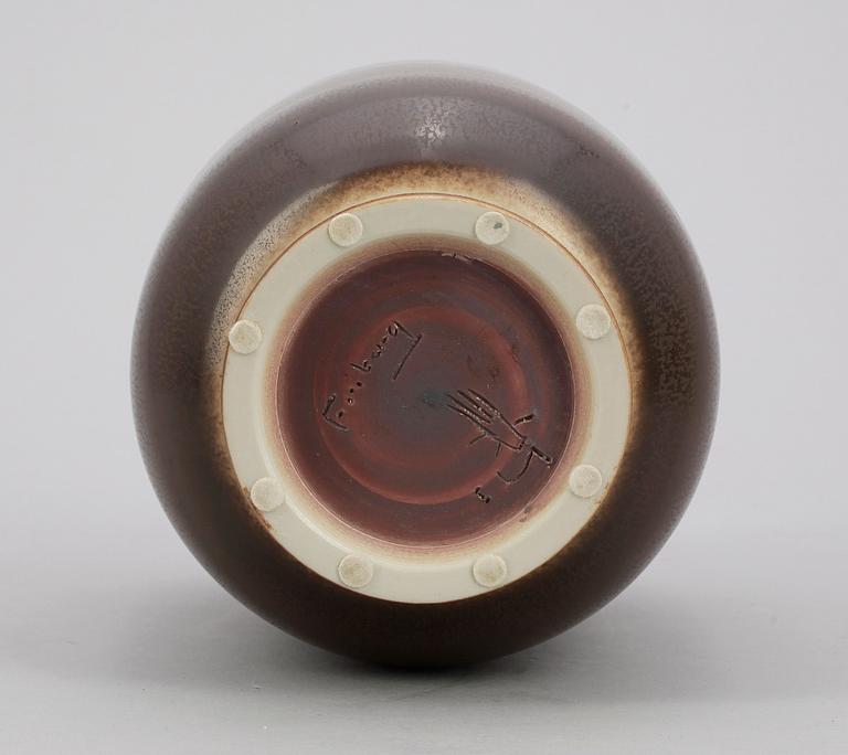 VAS, stengods, Berndt Friberg Gustavsberg.