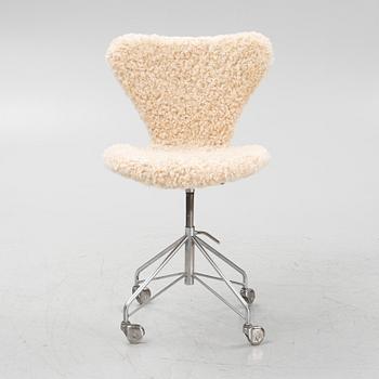 Arne Jacobsen, Skrivbordsstol, "Sjuan", Fritz Hansen, 1970-tal.