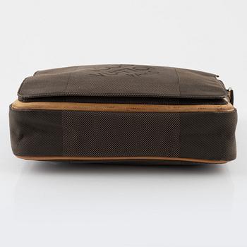 Louis Vuitton, väska, "Mesaje messenger bag".