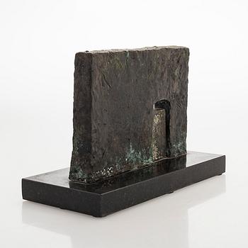 Tapio Junno, Pienoisveistos Helene Schjerfbeckin muistomerkistä "Ovi".