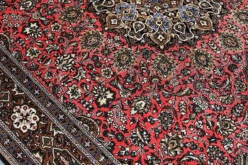 A part silk Qum carpet, ca 297 x 207 cm.