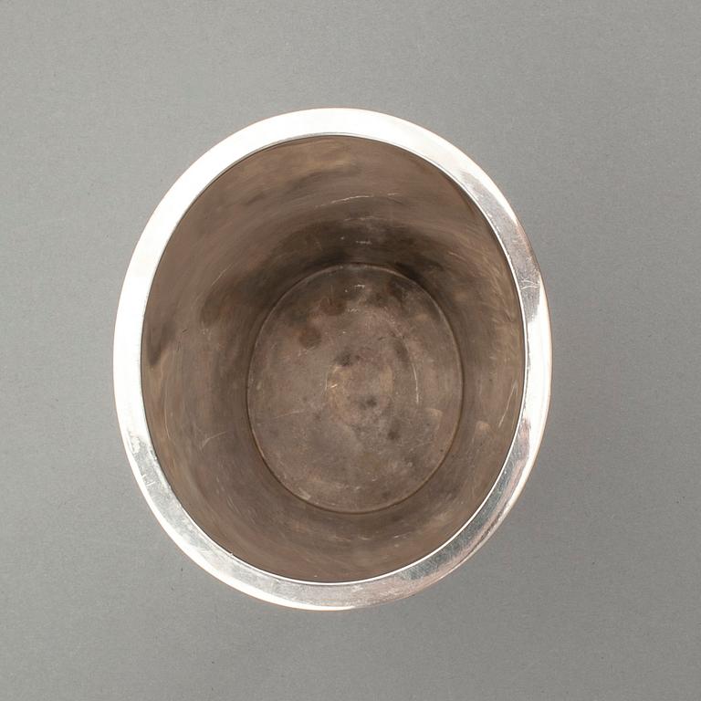 VAS, silver, CG. Råström, Stockholm 1976. Vikt ca 300 gram.