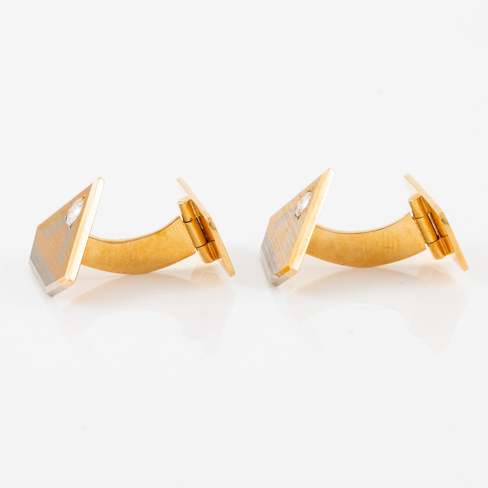 Manschettknappar, ett par, 18K guld med briljantslipade diamanter.