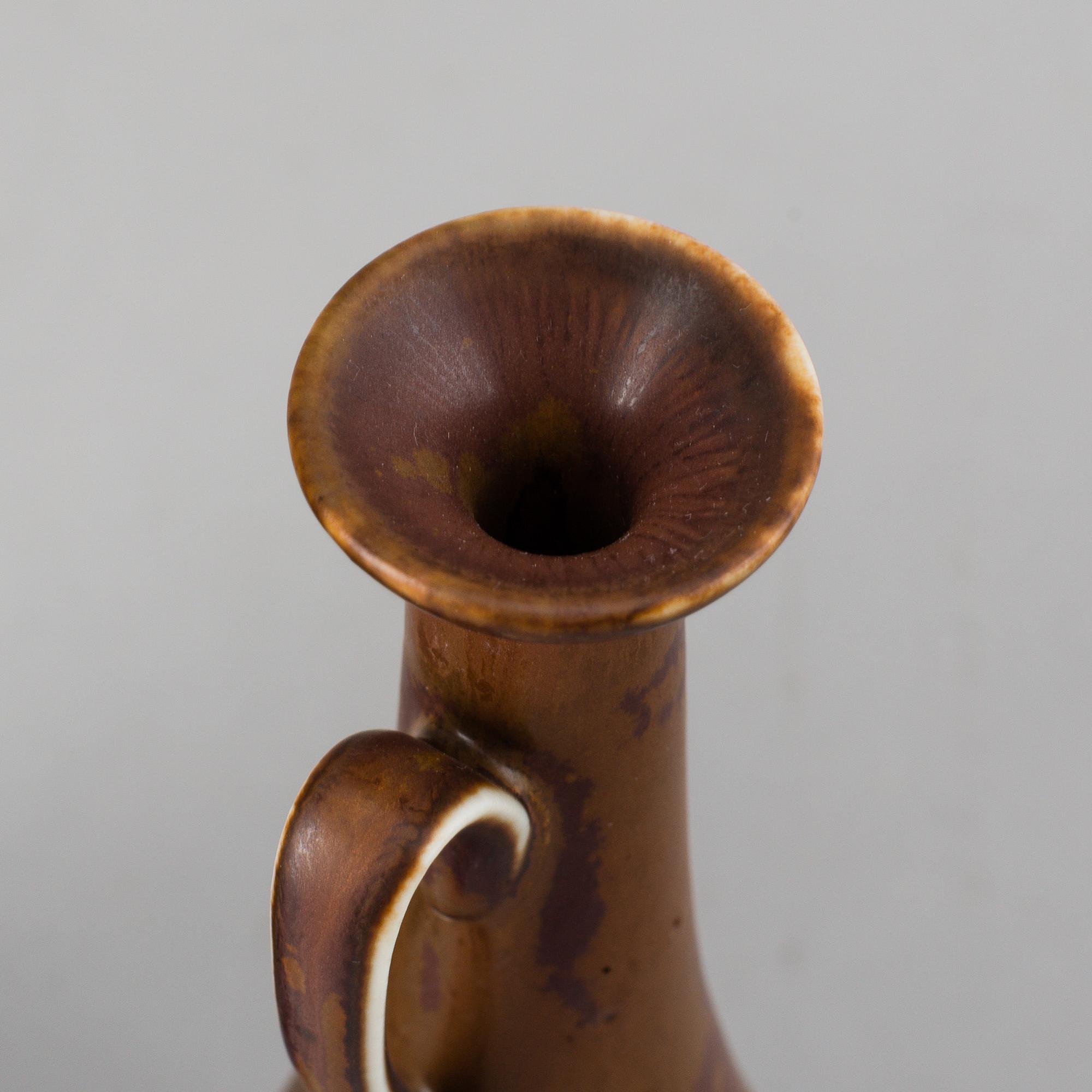 GUNNAR NYLUND, two stoneware vases with handles and a bowl, Rörstrand 1950-60's.