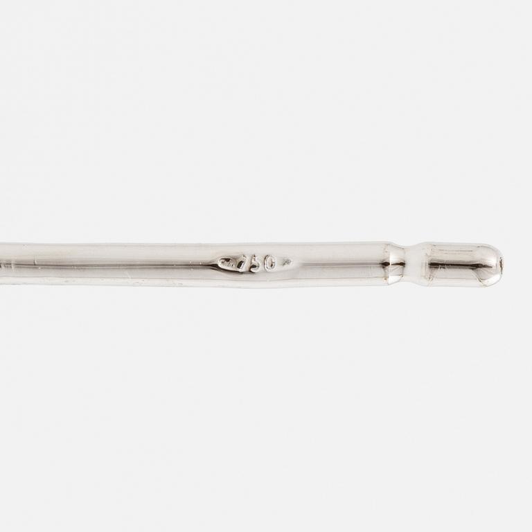 Earrings 18K white gold with brilliant-cut diamonds, accompanying GIA dossier.