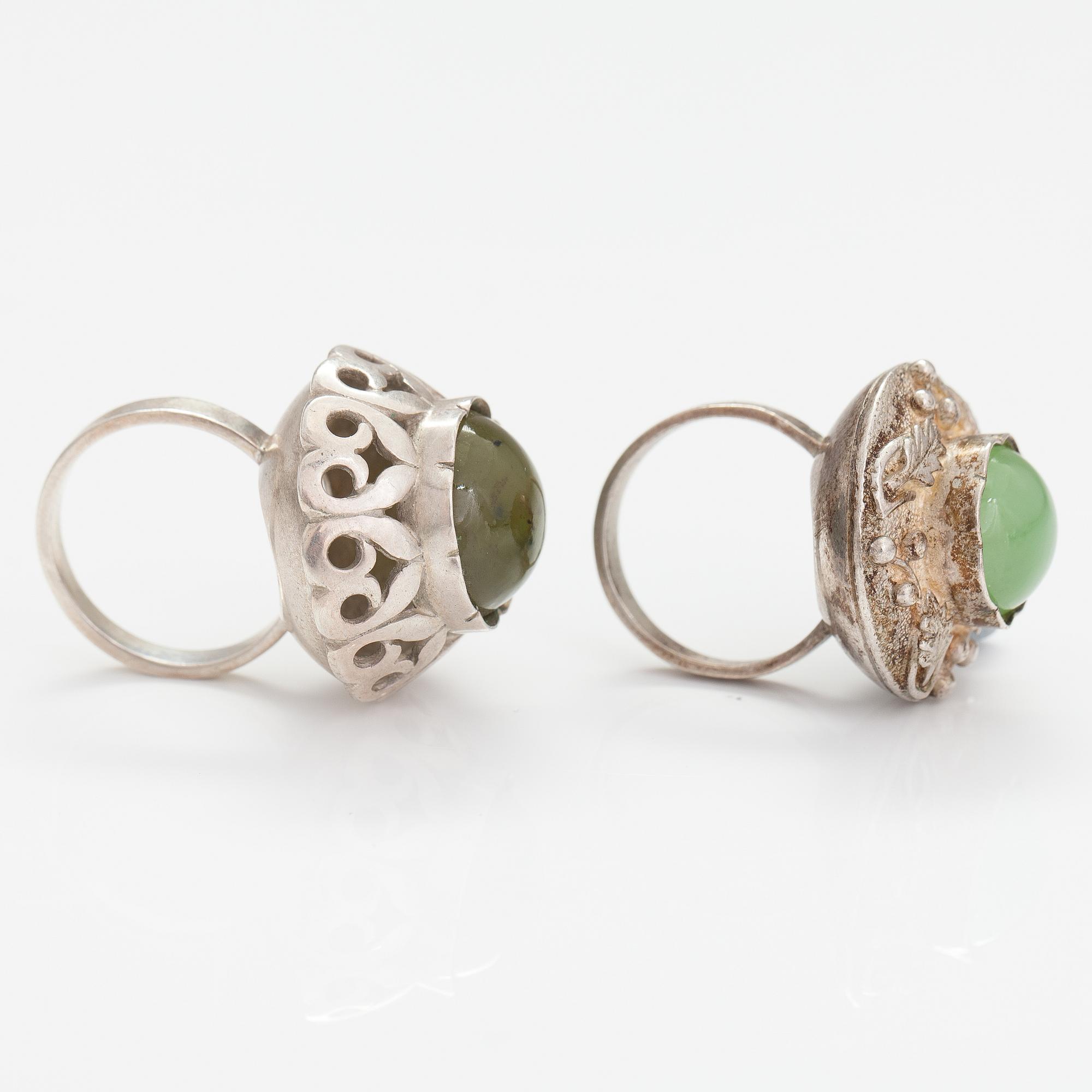 RINGAR, 2 st, och ÖRHÄNGEN, silver, jade. Ryska stämplar.