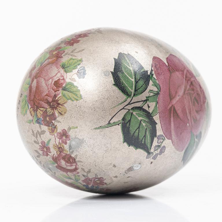 Rut Bryk, a decorative egg, Arabia.