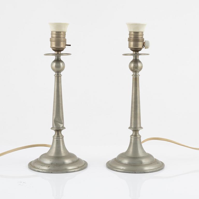 A pair of model 334 pewter table lamps, Firma Svenskt Tenn, Stockholm, Sweden 1930.