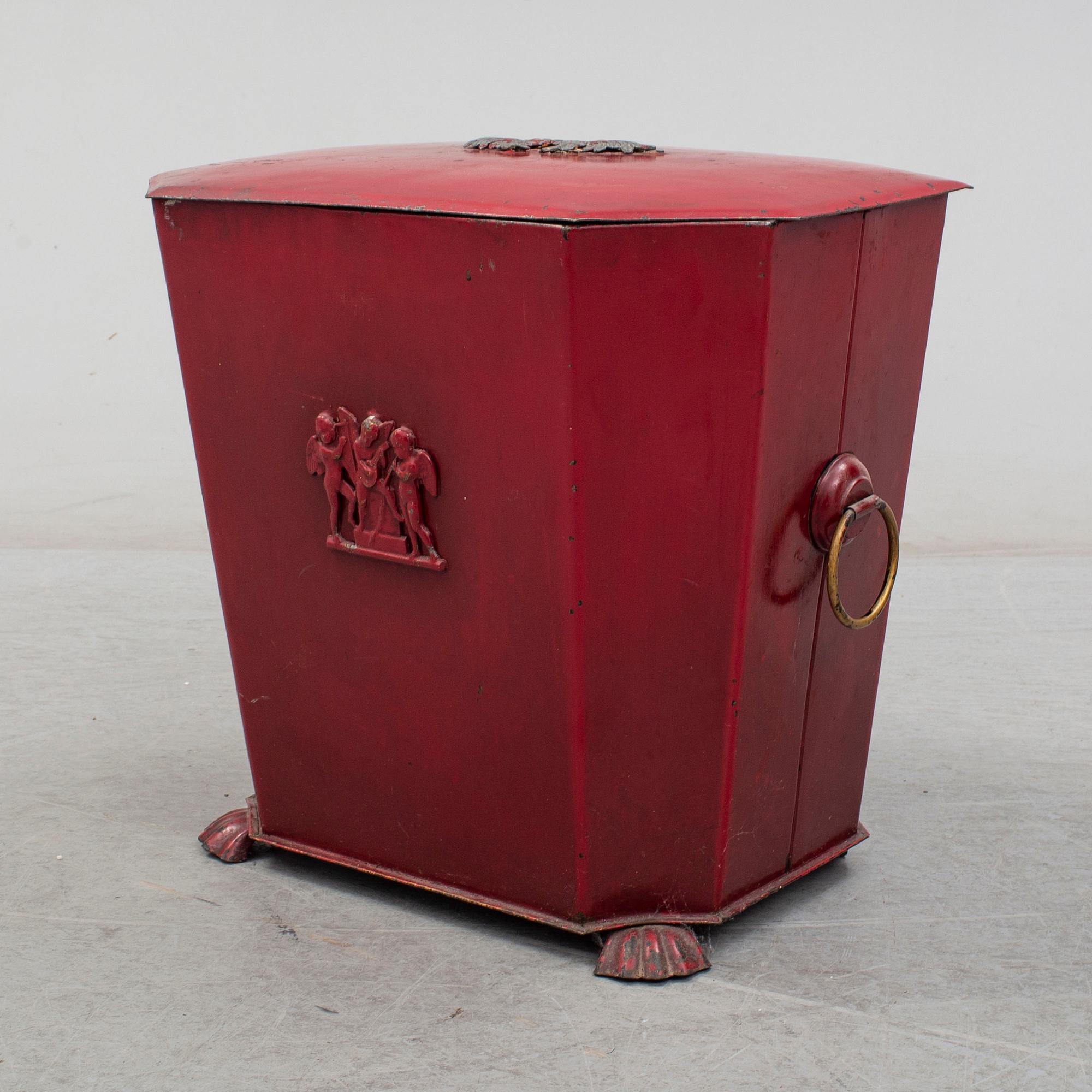 COAL BOX, late 19th / early 20th century.