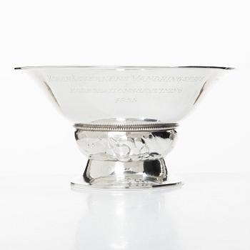 A Swedish silver bowl, mark of Edlunds Silverfabrik, Stockholm 1924.