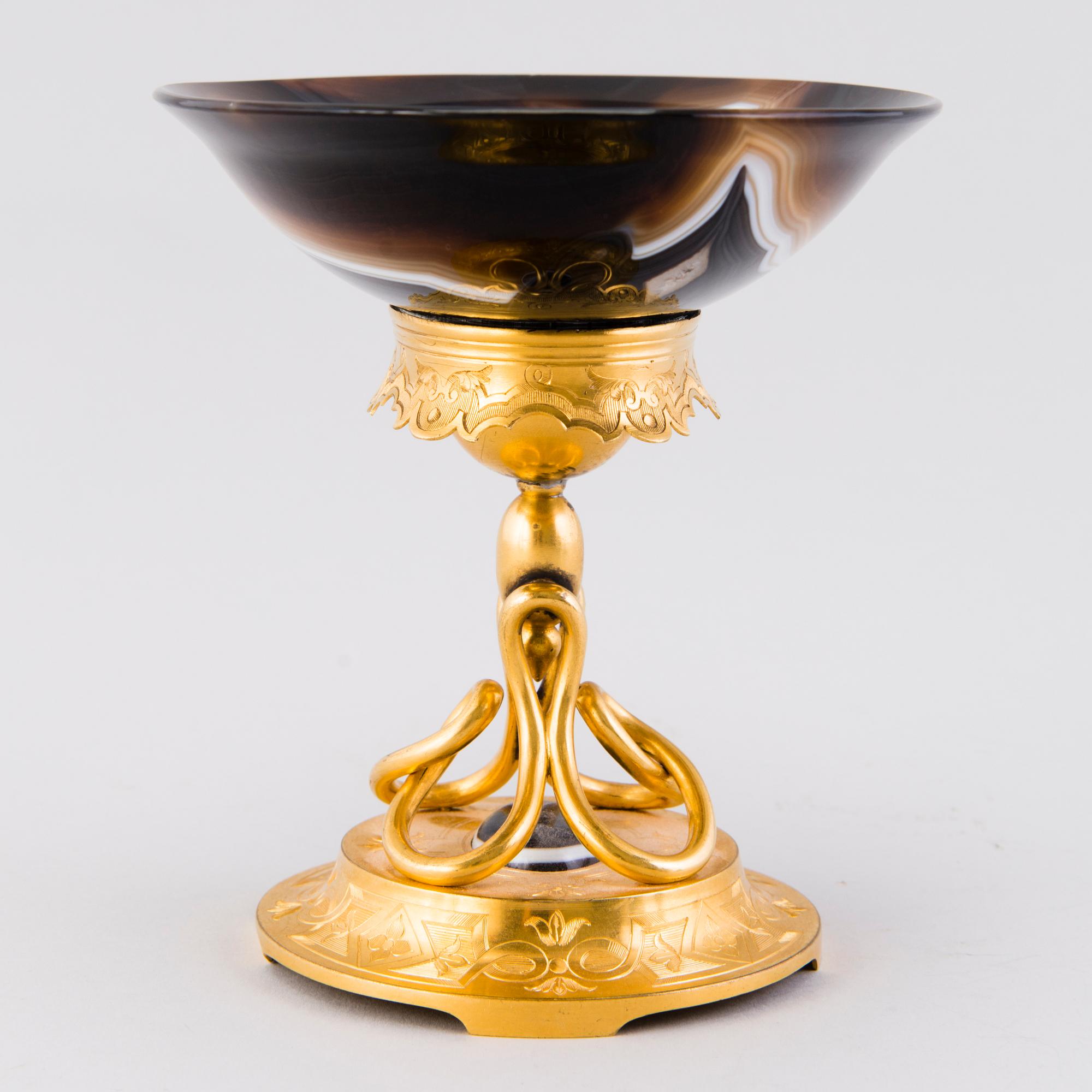 TAZZA, förgylld mässing och agat, 1800-talets andra hälft.