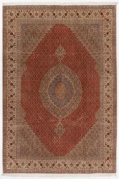Carpet, Tabriz, approx. 300 x 205 cm.