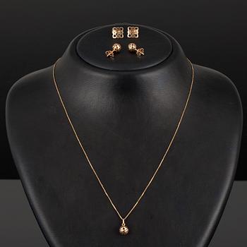 HÄNGSMYCKE, 2 par ÖRHÄNGEN, guld 14K, Liisa Vitali, N. Westerback 1973. Vikt 4,1 g.