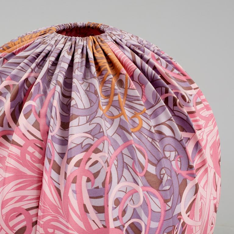 GOLVLAMPA, Hans Agne Jakobsson, Markaryd, 1900-talets andra hälft.