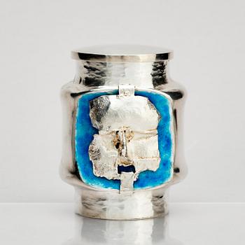 Lars Arby, a sterling silver and enamel box with lid, Gothenburg, Sweden 1975.