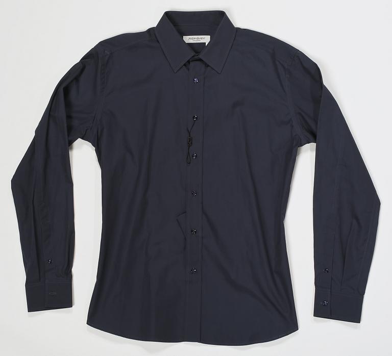 SKJORTOR, 4 st, Yves Saint Laurent.