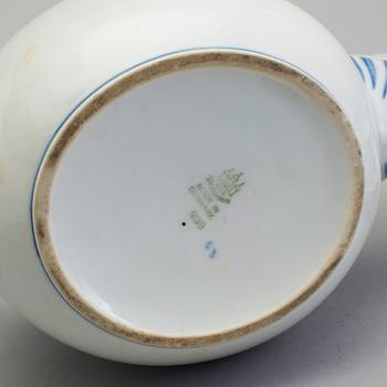 A Danish Bing & Gröndahl porcelain tea service, 15 parts.