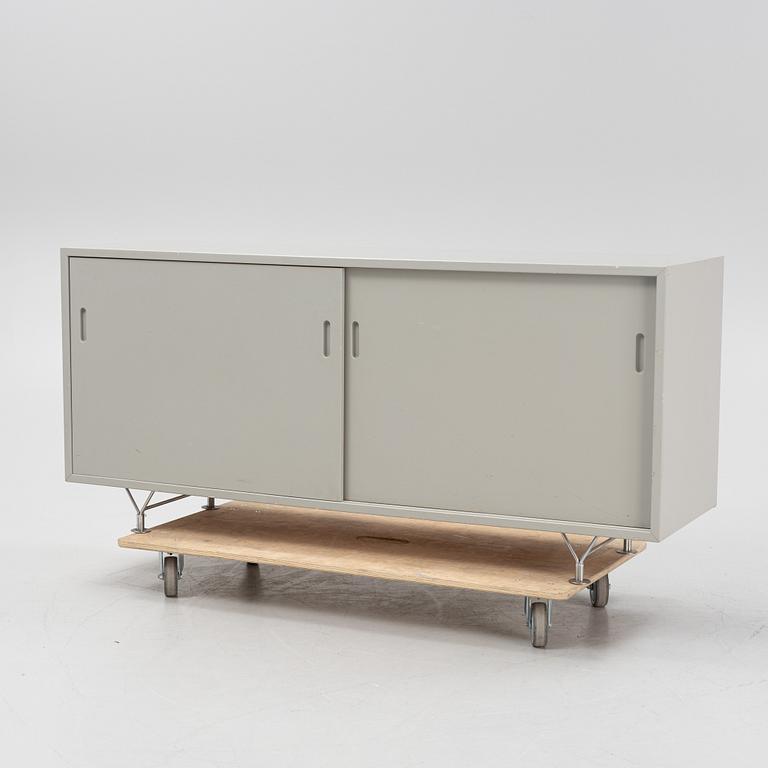 Bruno Mathsson, sideboard, "MI 806", Mathsson International, Värnamo.