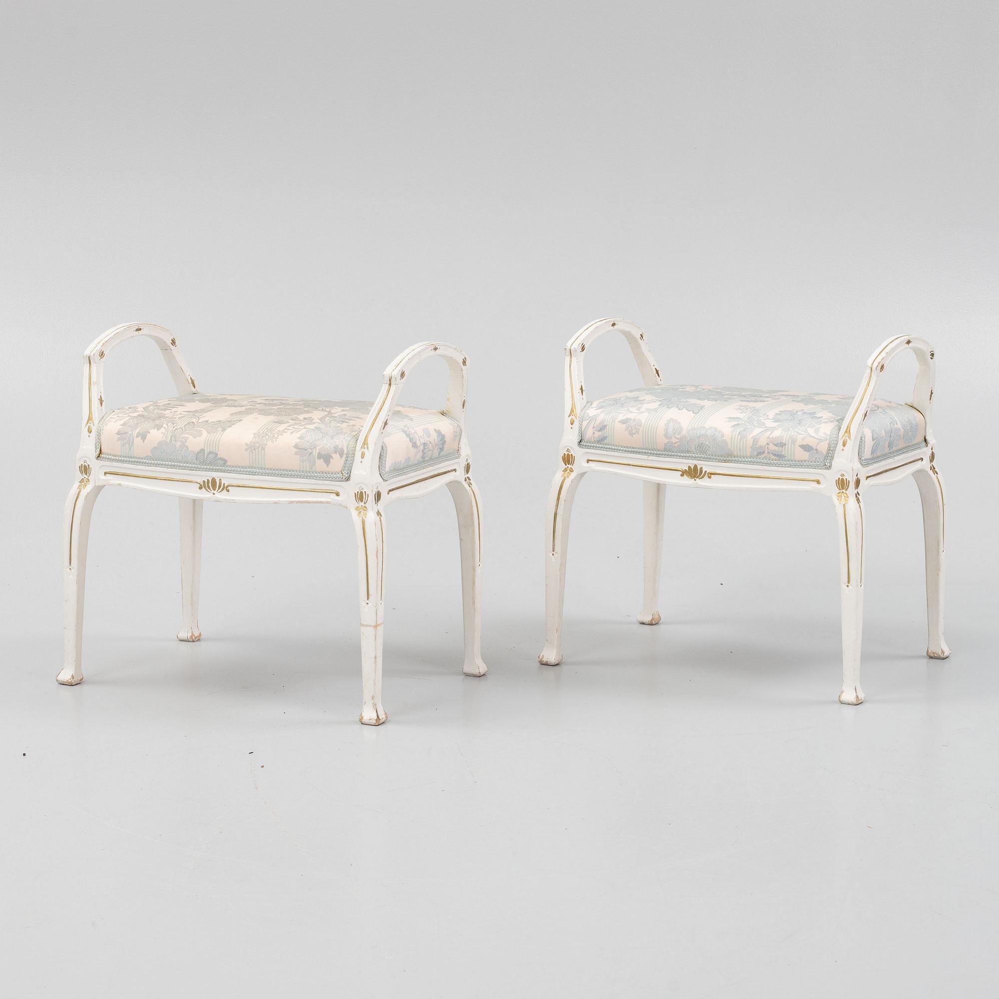 Taburetter, ett par, jugend, 1900-talets början.