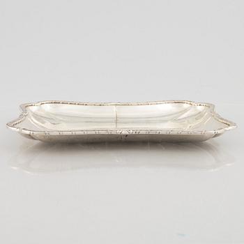 Dish, silver, B Erlandsson, Kristianstad, 1909.