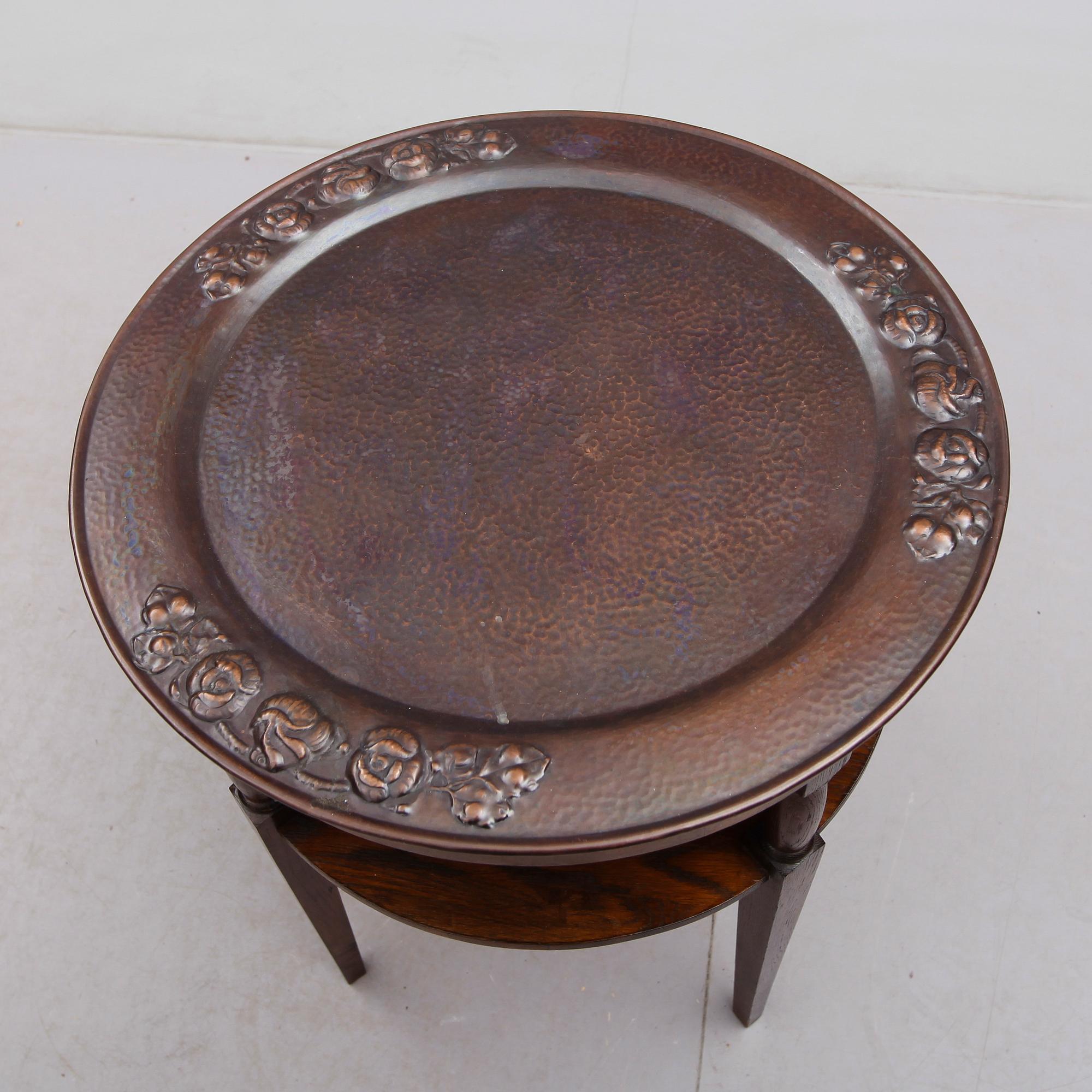 BORD/RÖKBORD, 1900-talets första hälft.