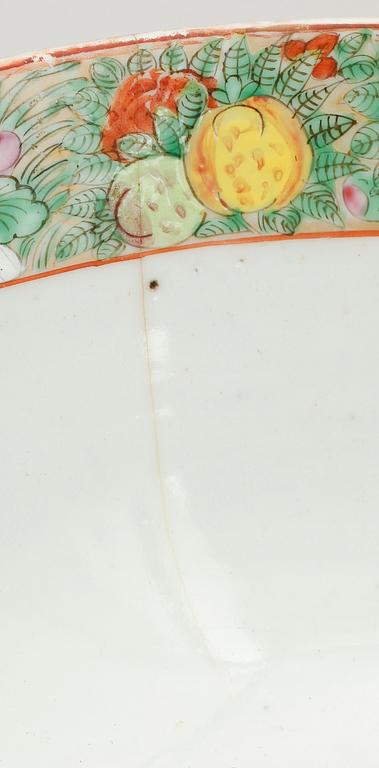 SKÅL OCH SKÅLFAT, porslin, Kina, Kanton, 1800-tal.