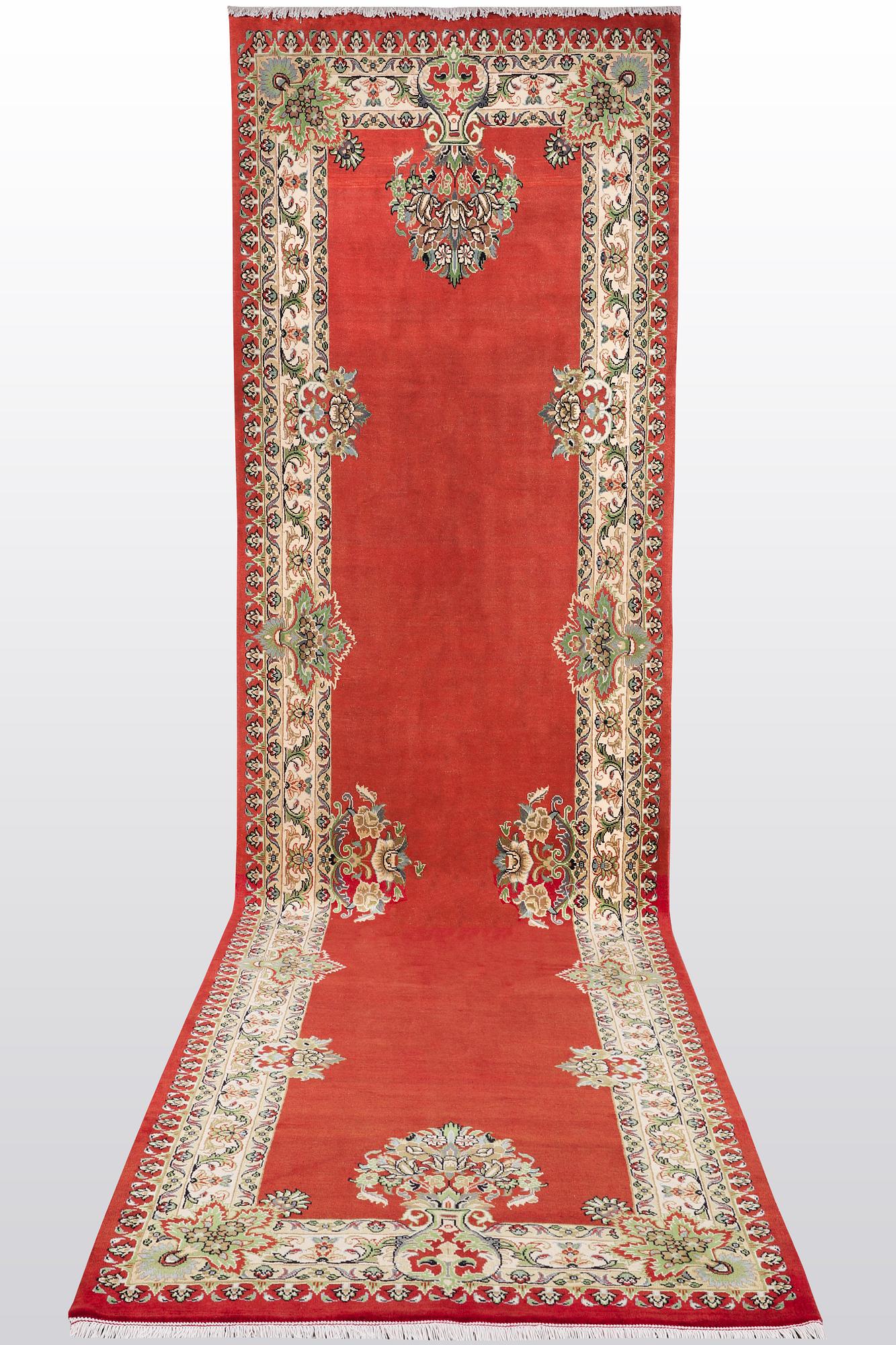 Gallerimatta, Persisk, ca 585 x 154 cm.
