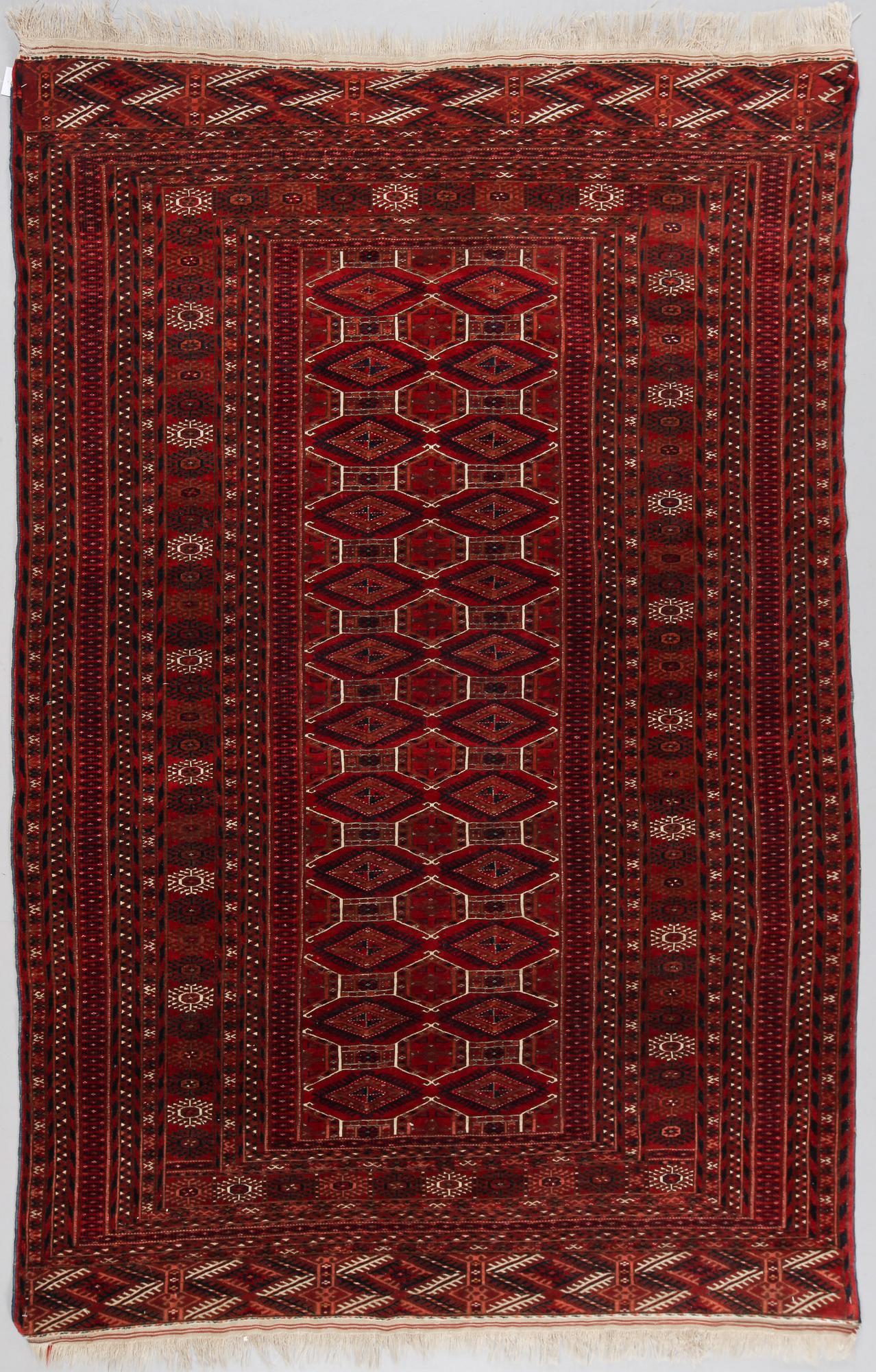 MATTA, orientalisk, semiantik. 205 x 133 cm.