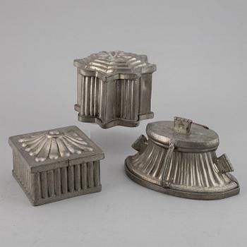 Choklad- eller dessertformar, 7 st, tenn, 1900-tal.