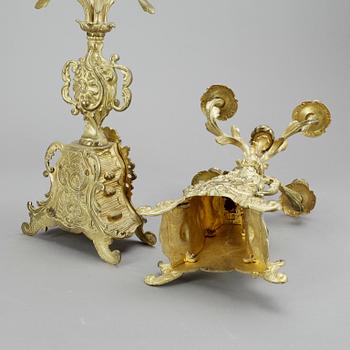 KANDELABRAR, ett par, nyrenässans, sent 1800-tal.