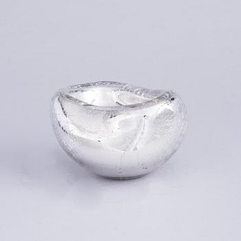 IIRO A. AHOKAS
Unknown Landscapes, 15/24-2010. 
Spegelglas. Bredd 18 cm.