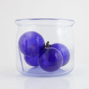 Anders Wingård, glass sculpture, blue spheres in a glass bowl.